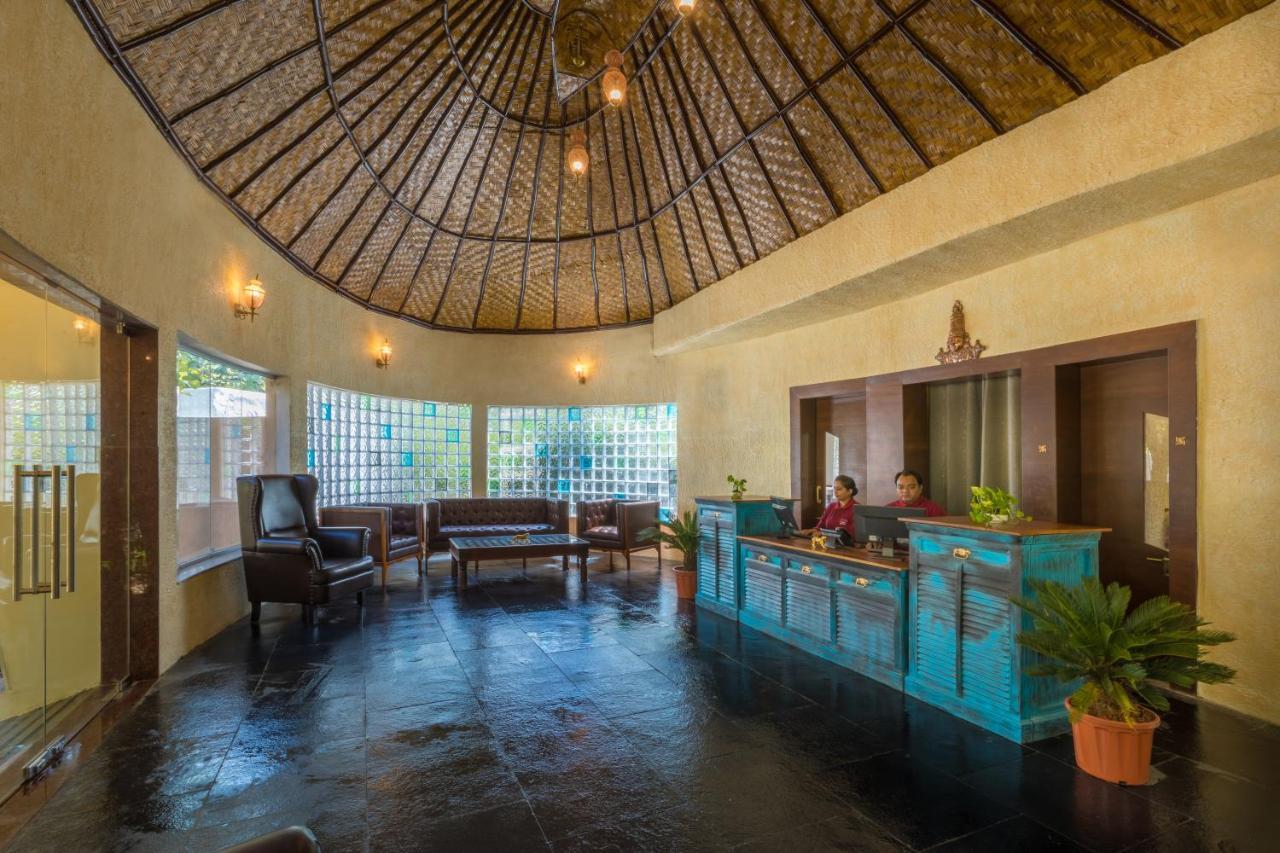 Sterling Padam Pench Hotel Khawāsa Buitenkant foto