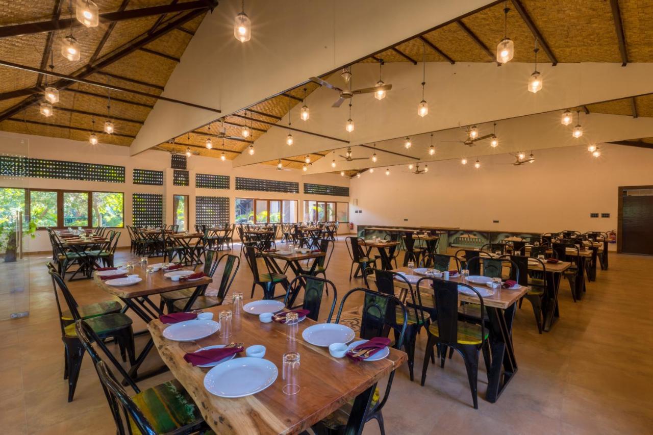 Sterling Padam Pench Hotel Khawāsa Buitenkant foto