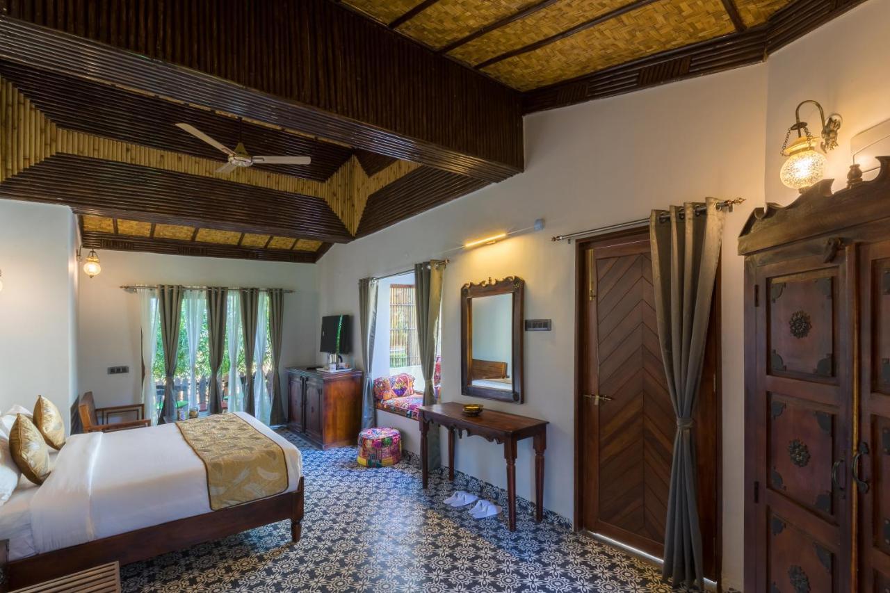 Sterling Padam Pench Hotel Khawāsa Buitenkant foto