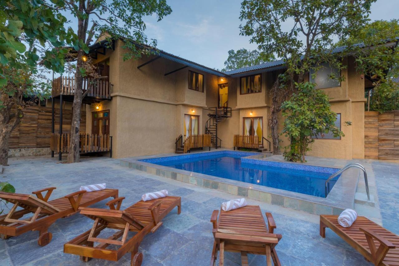 Sterling Padam Pench Hotel Khawāsa Buitenkant foto