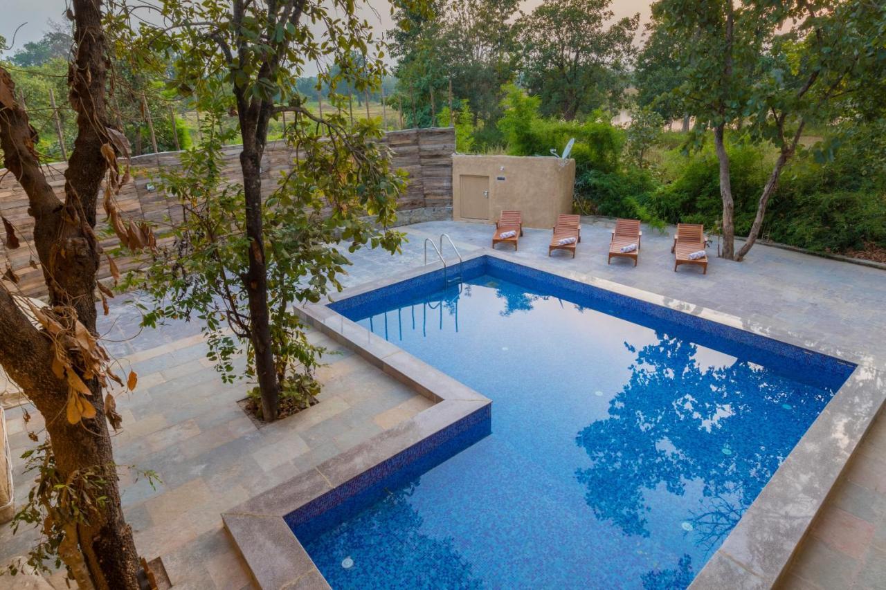 Sterling Padam Pench Hotel Khawāsa Buitenkant foto