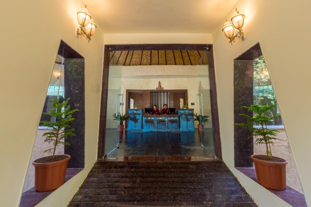 Sterling Padam Pench Hotel Khawāsa Buitenkant foto