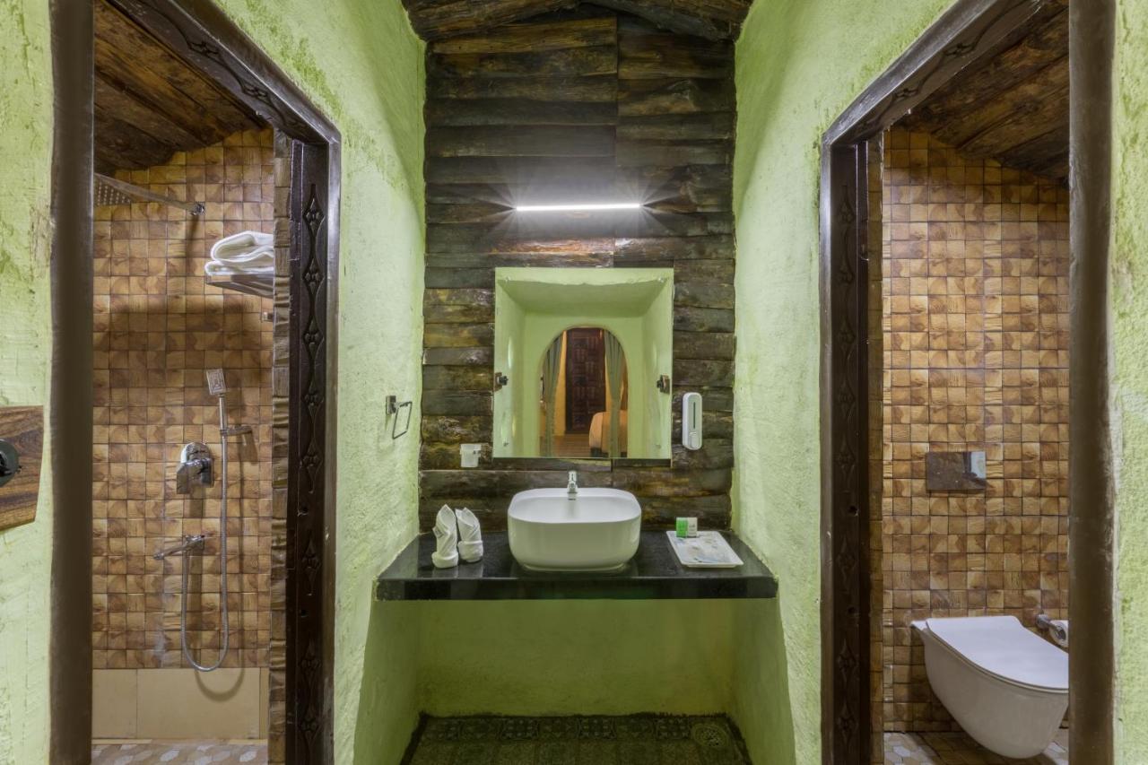Sterling Padam Pench Hotel Khawāsa Buitenkant foto